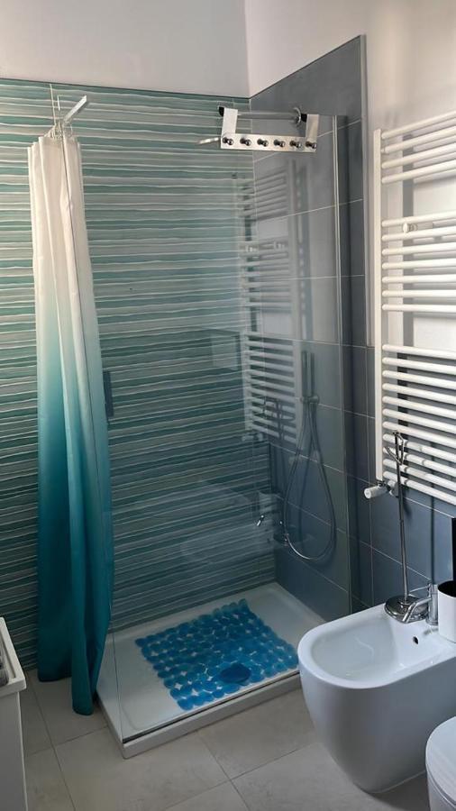 Azzurra House Apartment มารินาดิปิซา ภายนอก รูปภาพ